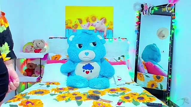 Snapshot of Candy_Candy__ chatting on October 1, 12:11 am Candy Candy online show from October 1, 12:11 am