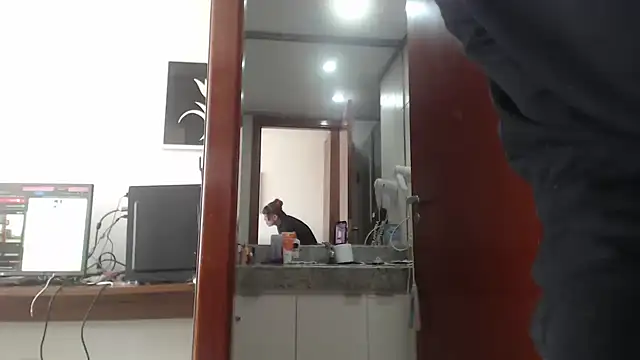 charlotbelucci  online show from September 27, 12:47 pm