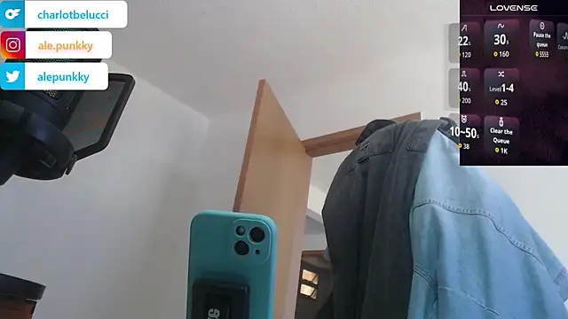 charlotbelucci  online show from October 9, 5:03 pm