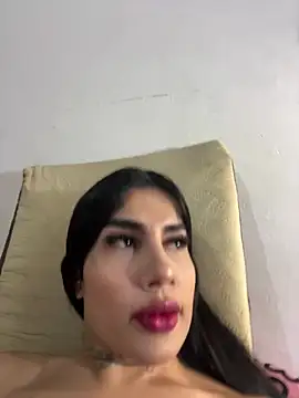 saragill323 online show from March 12, 7:49 pm