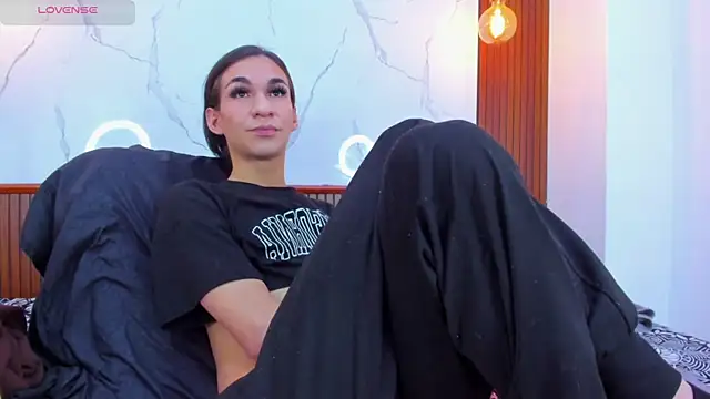 Mia thompson 19 online show from April 2, 7:23 pm