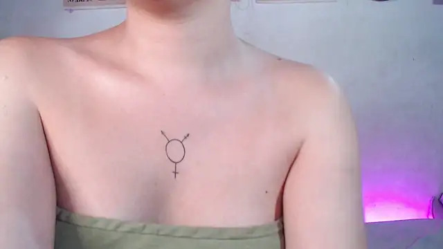 elizabethtaylorxxx online show from January 12, 12:39 am