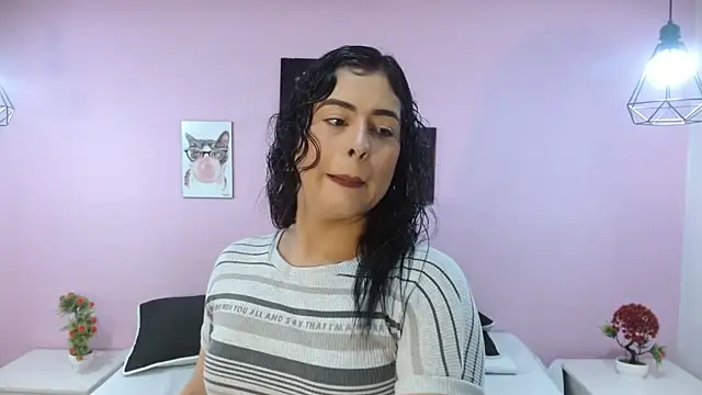 adaraacox online show from February 25, 2:00 pm