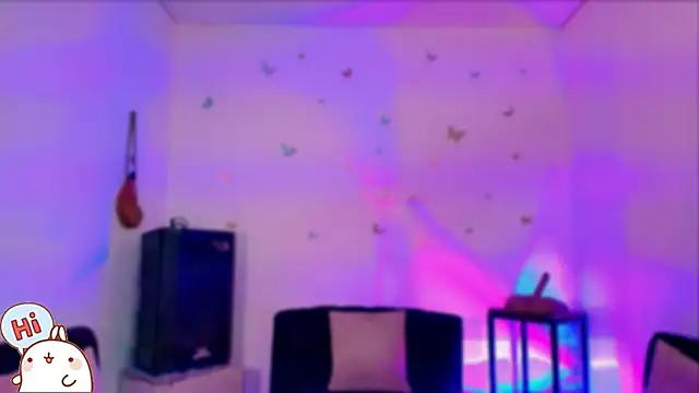 Lucidollts  online show from December 18, 8:09 am