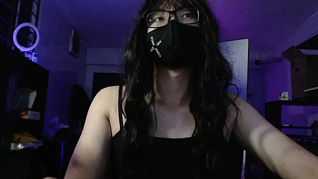 Snapshot of Erin_Song chatting on February 11, 1:51 pm Erin Song online show from February 11, 1:51 pm