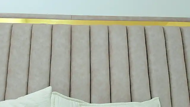 FreyaMoller online show from March 8, 6:44 pm