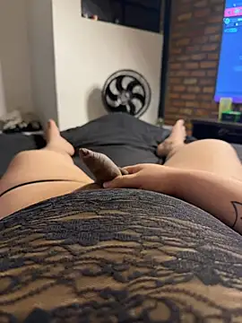 valenthottie online show from February 21, 11:08 pm