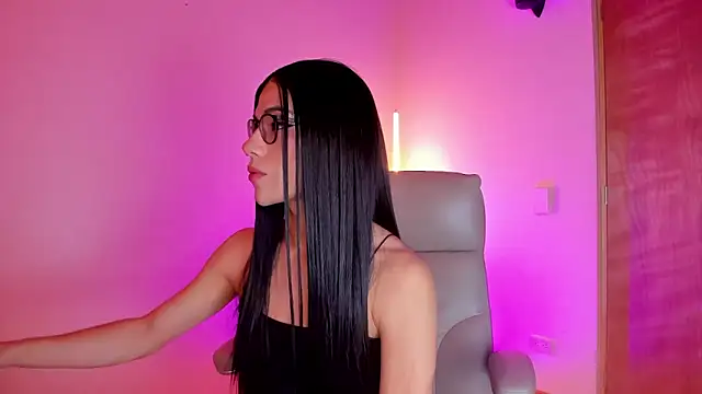 Kaarla    online show from March 3, 2:21 pm