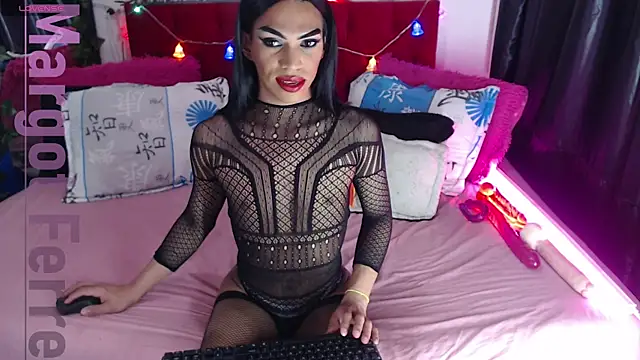 Snapshot of MARGOTFERRER chatting on December 13, 10:13 pm MARGOTFERRER online show from December 13, 10:13 pm