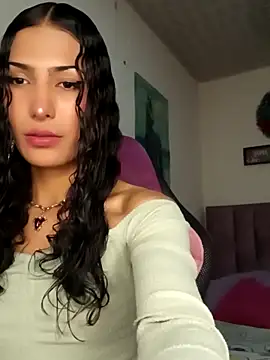 Lanna hott  online show from March 18, 8:08 pm