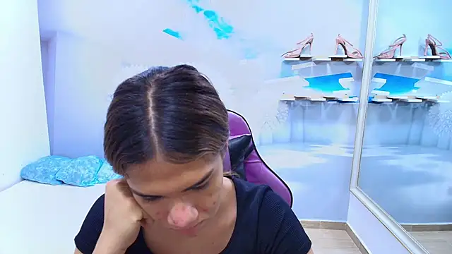 DEMI LEED online show from March 18, 12:26 pm