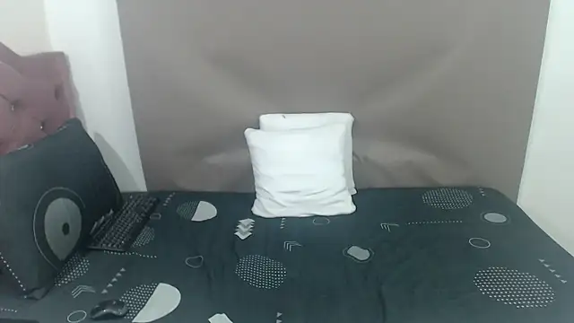 kimberlyjamexxx online show from May 22, 3:57 am