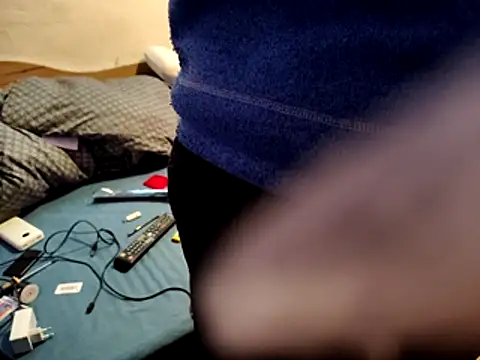 eblata04 online show from March 27, 6:20 pm