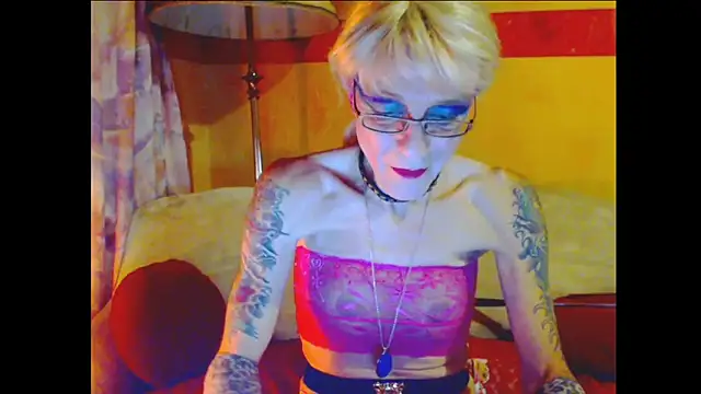 cuxladyboy online show from February 23, 3:24 am