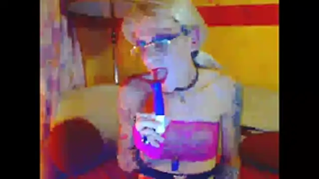 cuxladyboy online show from July 15, 4:01 pm