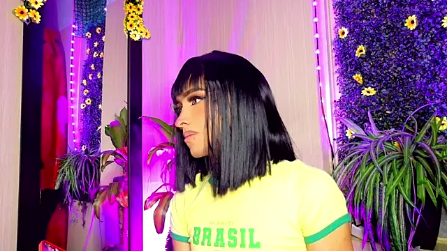 Micaela Rangel online show from October 4, 4:02 am