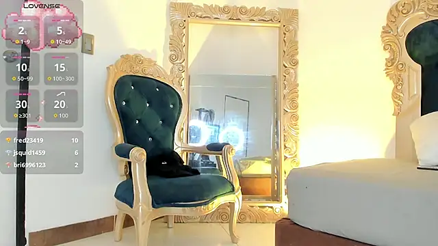 Snapshot of Ari_sunshine_ chatting on October 2, 6:14 am Ari sunshine  online show from October 2, 6:14 am