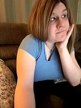 PuckBunny17 online show from December 2, 5:43 am