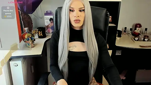 EvelynLexy online show from April 6, 10:04 am