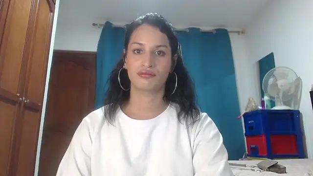 jennifer ts online show from March 12, 10:39 pm