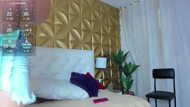 Sara-Smith- online show from January 8, 12:26 pm
