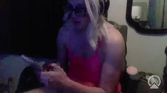 sexyblondetrans online show from February 15, 8:24 am