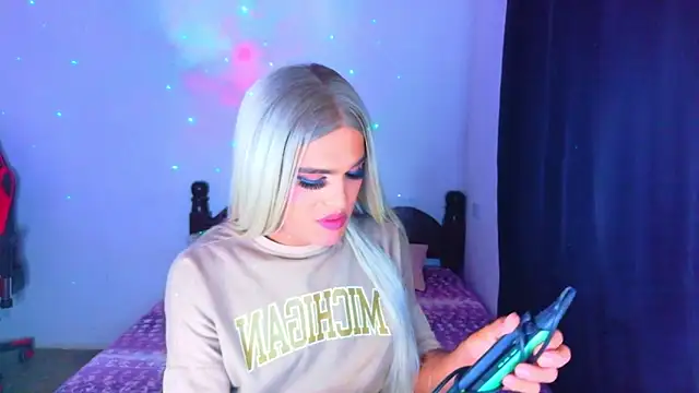 AllisonsweetZ online show from May 26, 4:20 am