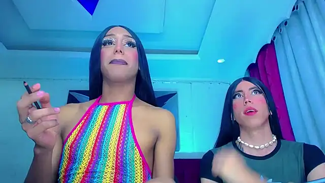 NahomiCamper online show from October 2, 3:40 am