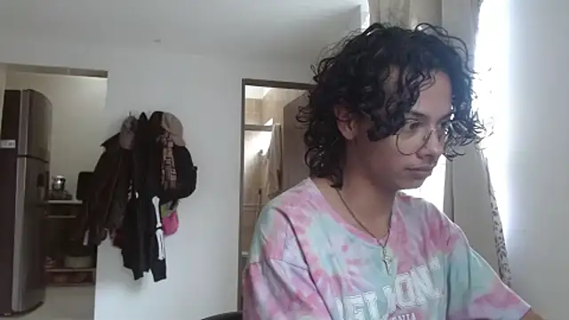 fenixmfx19 online show from February 25, 7:07 pm