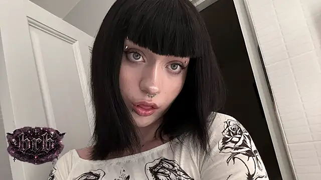 Vailyreb  online show from May 22, 7:37 am