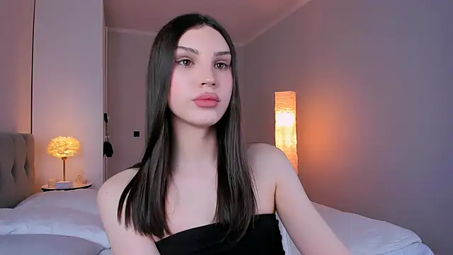 Snapshot of sharon_forever chatting on February 23, 6:23 pm sharon forever online show from February 23, 6:23 pm