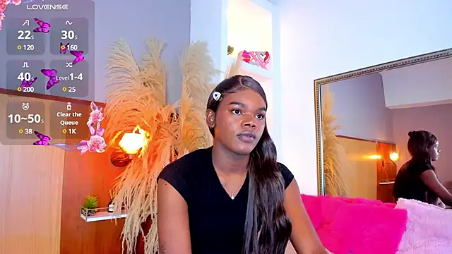 CamiEstrada online show from March 2, 2:30 am