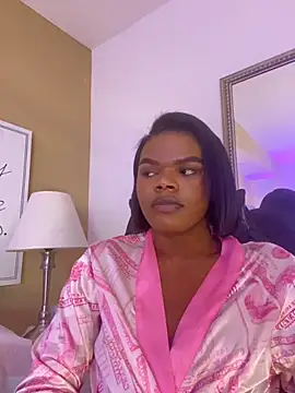 CamiEstrada online show from September 12, 6:00 am