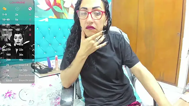 sabrina dupont online show from October 21, 12:40 pm