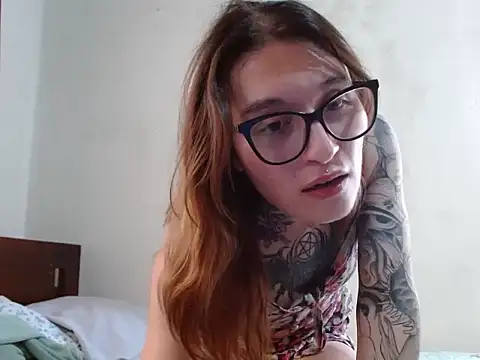 kittenlizz online show from March 15, 4:41 pm