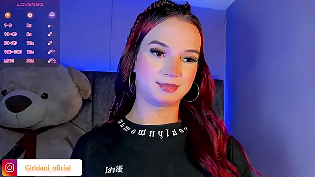 Liittle foxxxy online show from December 6, 5:25 am