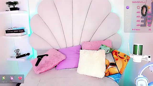 ValentinaMarinn online show from April 7, 9:27 pm