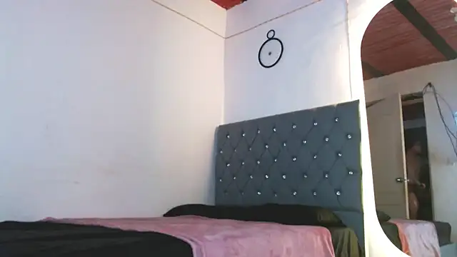  JaaconLeon  online show from October 30, 3:22 pm