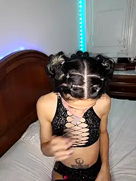 Snapshot of Abby_bella09 chatting on February 12, 9:42 am Abby bella09 online show from February 12, 9:42 am