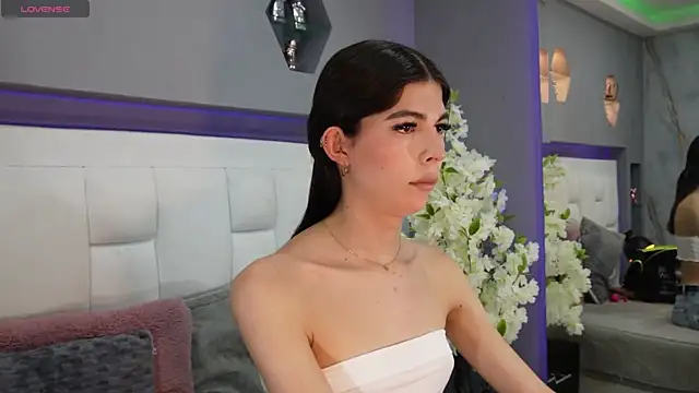 CuteAri online show from September 21, 8:25 pm