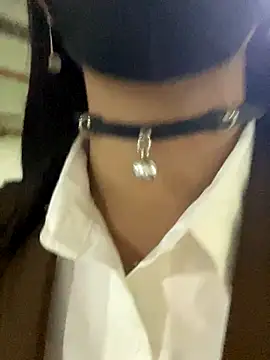 AwakeSubtitle online show from October 4, 10:49 am