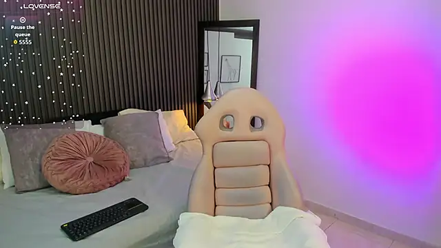 sammybrunette1 online show from September 12, 7:52 pm