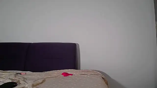 Julianna68 online show from September 17, 5:40 pm