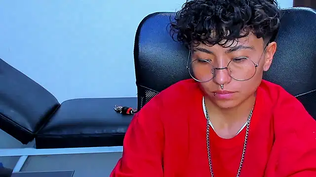 Im Mathias online show from February 15, 8:13 am