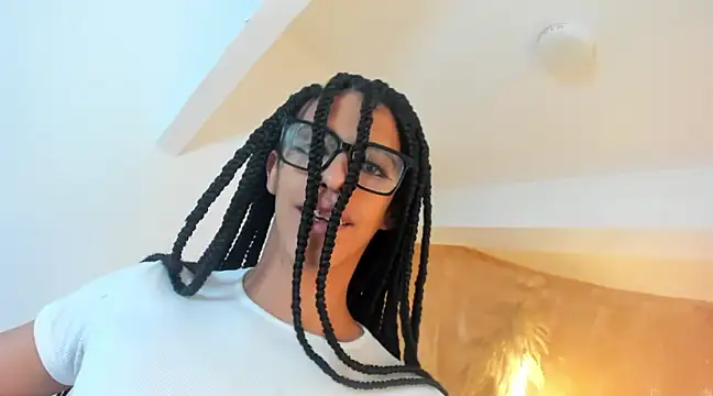 APRILL FOXX online show from March 11, 4:21 am