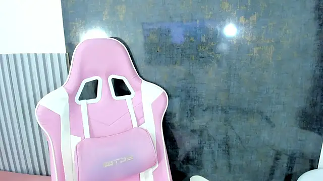 lana boomer online show from September 9, 8:18 pm