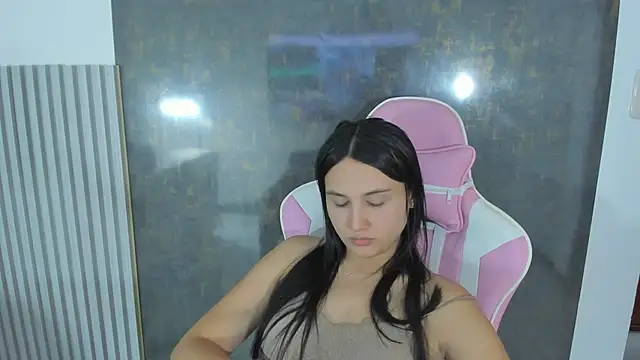 lana boomer online show from March 27, 9:05 pm