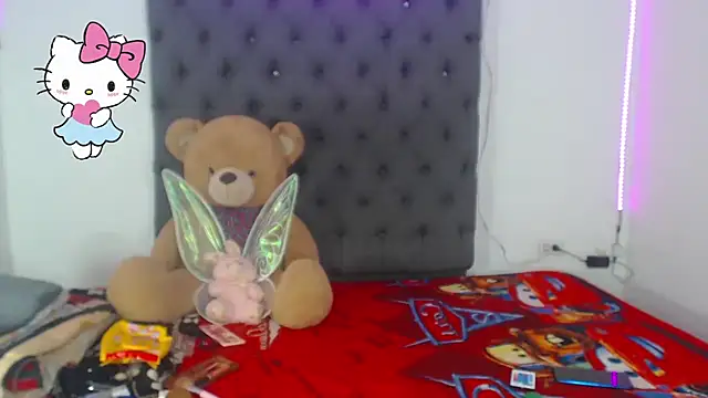 lucianadolll online show from October 9, 5:09 am