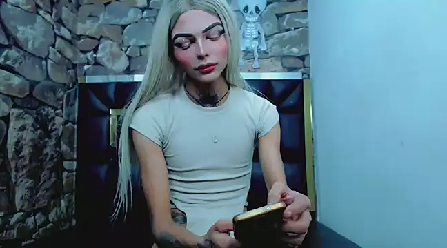 Luna and valery online show from January 6, 8:39 pm