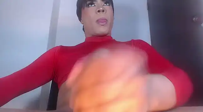 Snapshot of TyraBanks_hot chatting on January 19, 3:42 pm TyraBanks hot online show from January 19, 3:42 pm